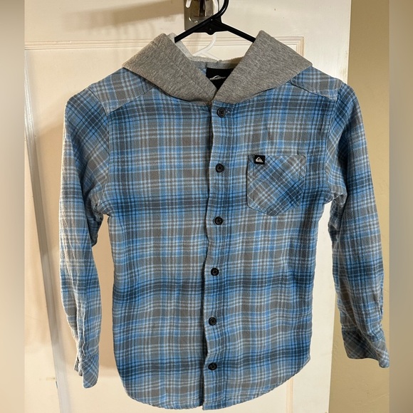 Boys Quiksilver Blue and Gray Plaid Shirt with Hood - Picture 4 of 7